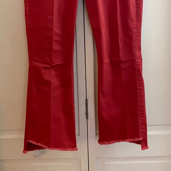 CAbi Jeans | Stretchy High-Low Crop | Nantucket Red | Size 2 - Picture 2 of 3